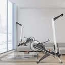 Platzsparendes Design des AsVIVA Rudergeräts RA10 Pro für kleine Trainingsräume zu Hause