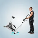 Integrierte Transportrollen des AsVIVA Crosstrainers C16 zum einfachen Umstellen des Geräts